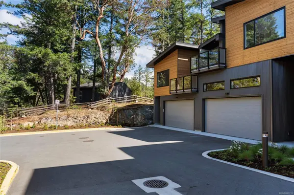 3921 Olympian Way #18, Colwood, BC V9C 0T1