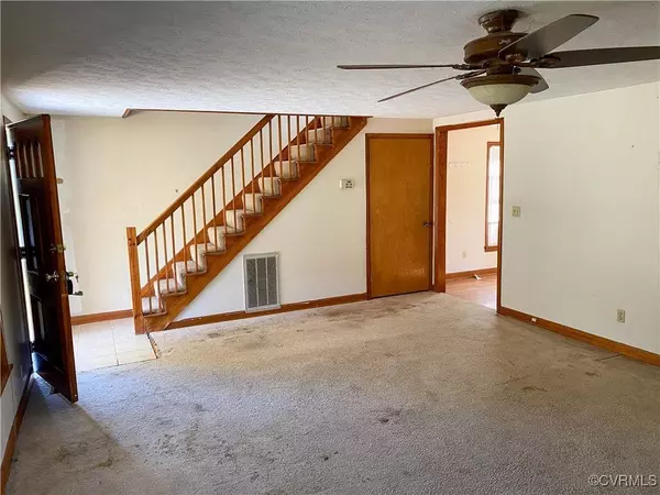 368 Sexton RD, Elberon, VA 23846