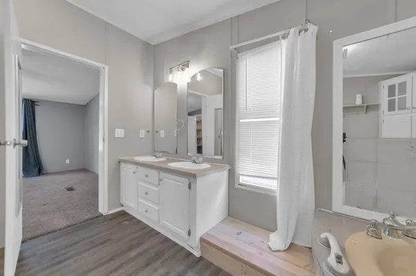 437 Briarwood Rd, Clarksville, TN 37040