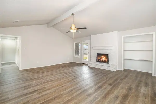 600 Nancywood Avenue, Desoto, TX 75115