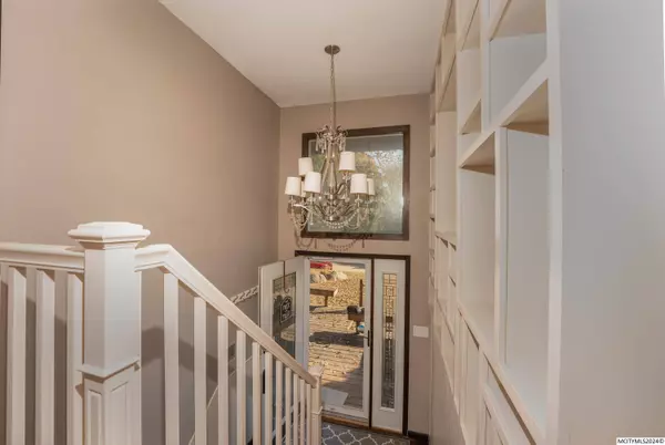 1001 S 15th St, Clear Lake, IA 50428