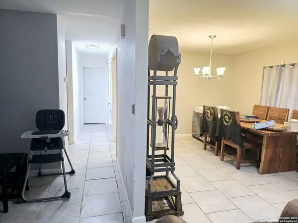 7306 MONTGOMERY, San Antonio, TX 78239-3454