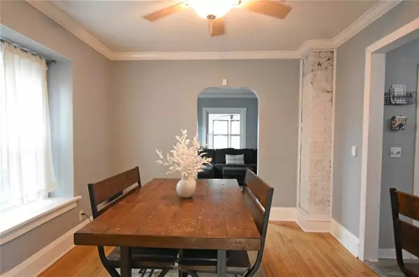 1955 Park AVE SE, Cedar Rapids, IA 52403