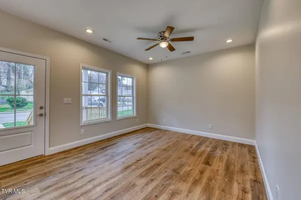 725 Maple AVE, Erwin, TN 37650