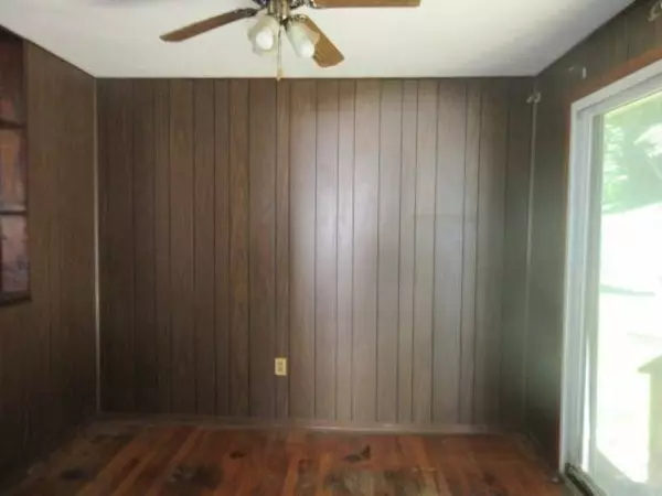 33 Ontario Dr, Hudson, MA 01749