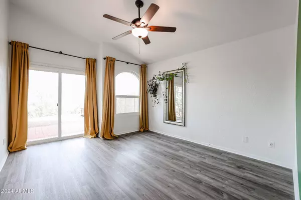 1714 E BEHREND Drive, Phoenix, AZ 85024