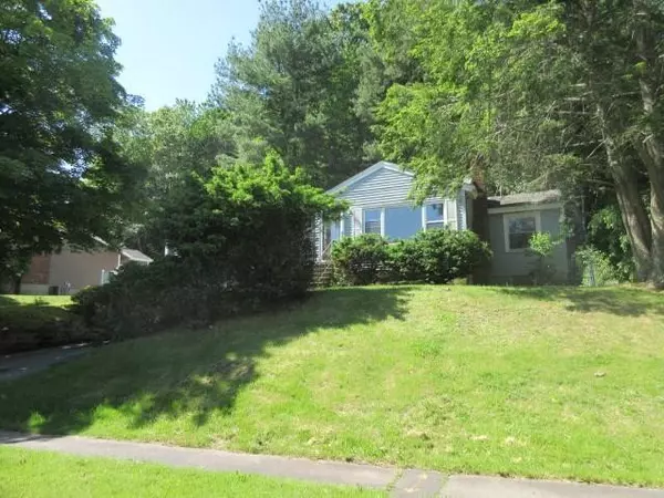 33 Ontario Dr, Hudson, MA 01749