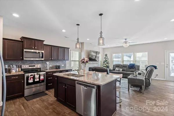 117 Fairfield DR, Troutman, NC 28166