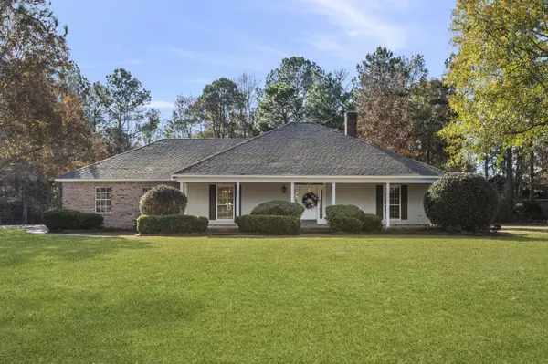 42 W Temple Rd., Petal, MS 39465