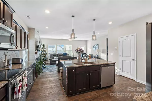 117 Fairfield DR, Troutman, NC 28166