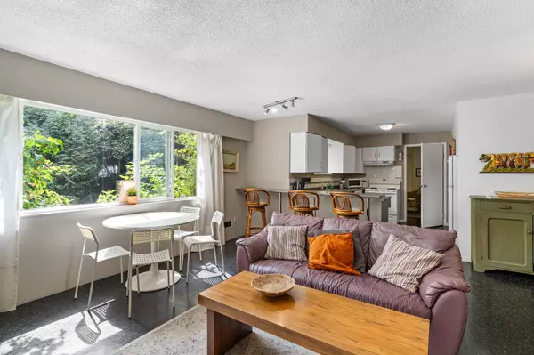 1693 Austin Ave Coquitlam, Bc V3k 3p8,