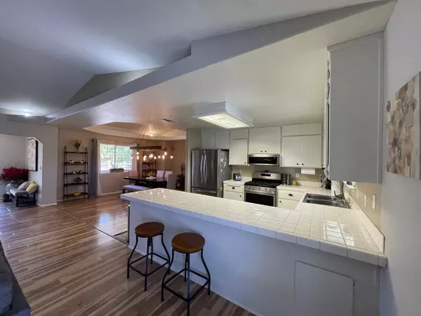 29383 Avenue 22, Madera, CA 93638