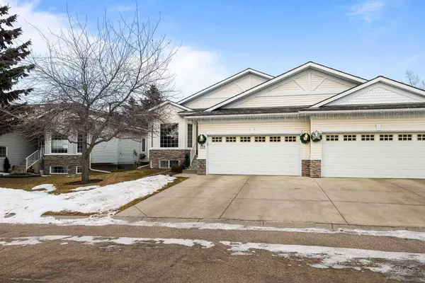 119 Rocky Ridge Villas NW, Calgary, AB T3G 4R2