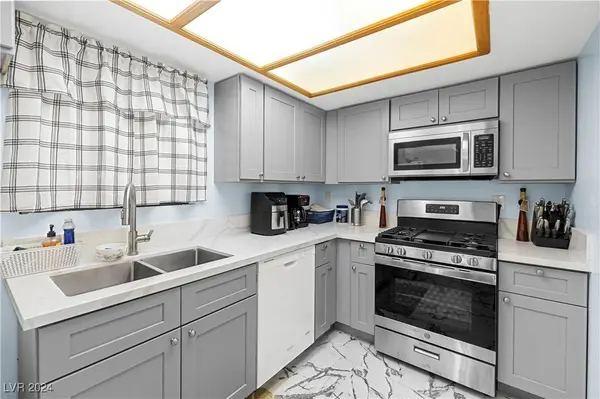 5263 Corinne Court #78, Las Vegas, NV 89103