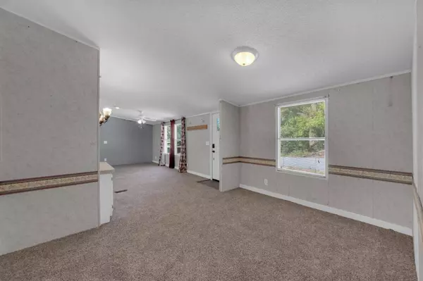 437 Briarwood Rd, Clarksville, TN 37040