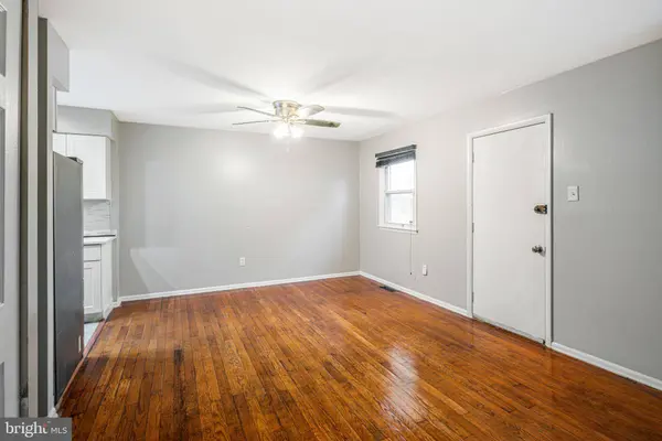 1717 PLUM ST, Philadelphia, PA 19124