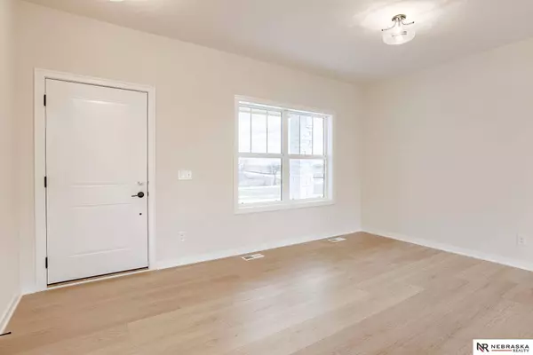 11004 N 169 Street, Bennington, NE 68007