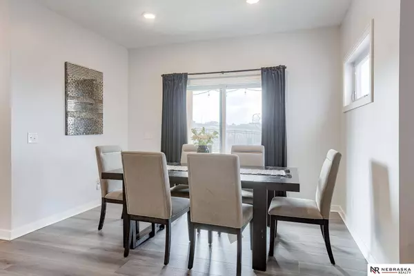 17209 Sarah Street, Bennington, NE 68007