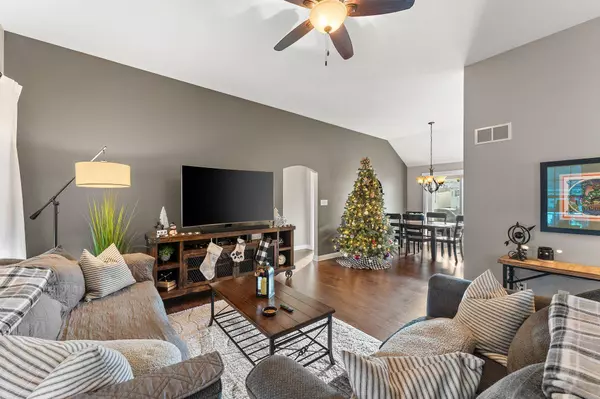 339 W South ST, Crown Point, IN 46307