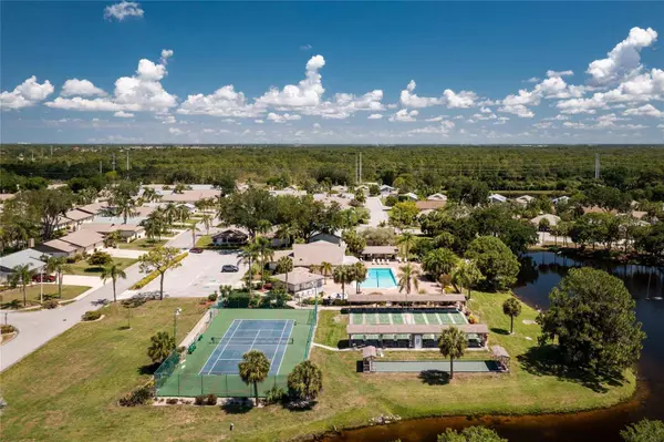 691 LINDEN DR, Englewood, FL 34223