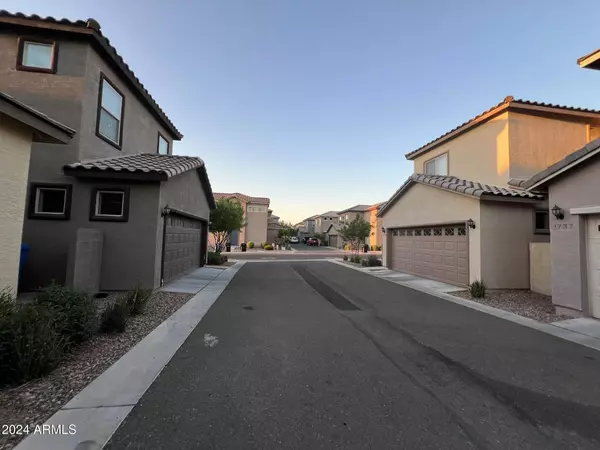 1737 W POLLACK Street, Phoenix, AZ 85041