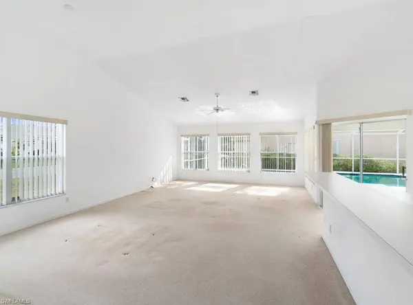 6625 Cutty Sark LN, Naples, FL 34104