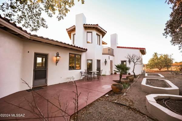 48 Hay Canyon Road, Elgin, AZ 85611