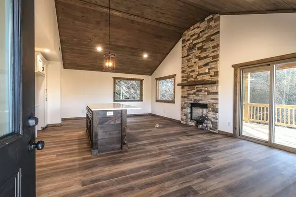 667 Jasmine Drive, Marble, NC 28905