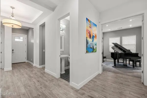 3837 E CRITTENDEN Lane, Phoenix, AZ 85018