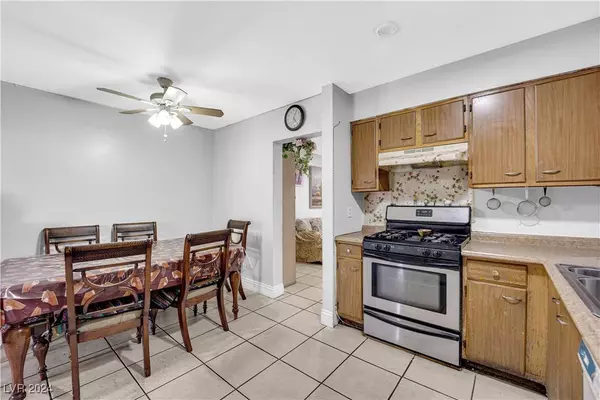 6109 Empire Circle, Las Vegas, NV 89107