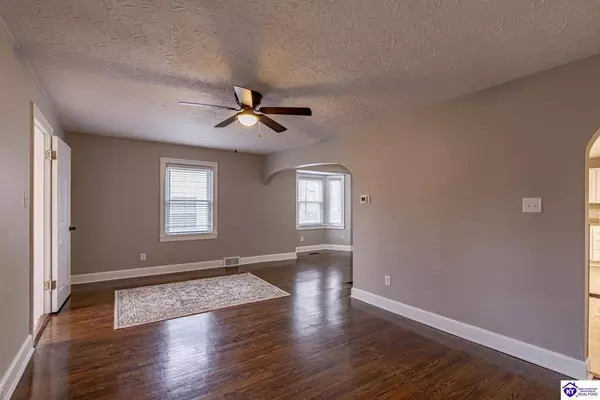 208 Peachtree Street, Elizabethtown, KY 42701