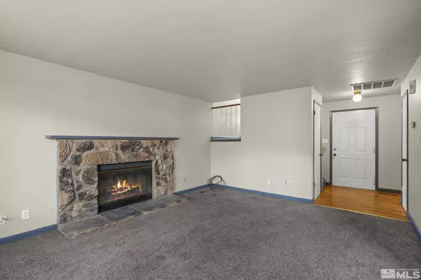 1965 Wabash Cir, Sparks, NV 89434