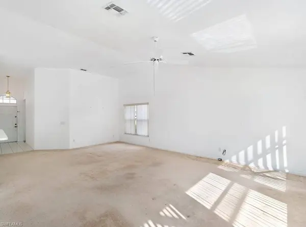 6625 Cutty Sark LN, Naples, FL 34104