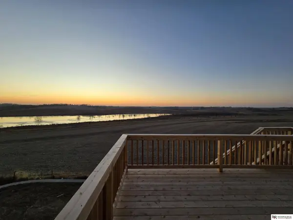 7606 N 177th Street, Bennington, NE 68007