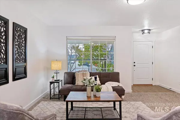 4039 E Arch Dr, Meridian, ID 83646