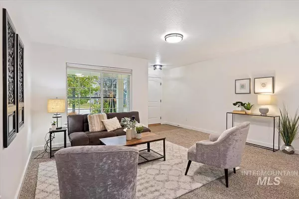 4039 E Arch Dr, Meridian, ID 83646