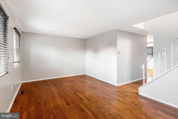 1717 PLUM ST, Philadelphia, PA 19124