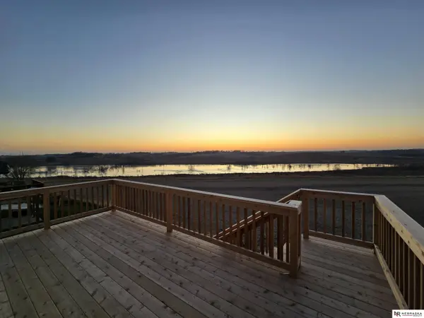 7606 N 177th Street, Bennington, NE 68007