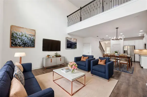 8723 TERRACINA LAKE DR, Tampa, FL 33625