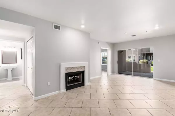 9451 E Becker Lane #1026, Scottsdale, AZ 85260