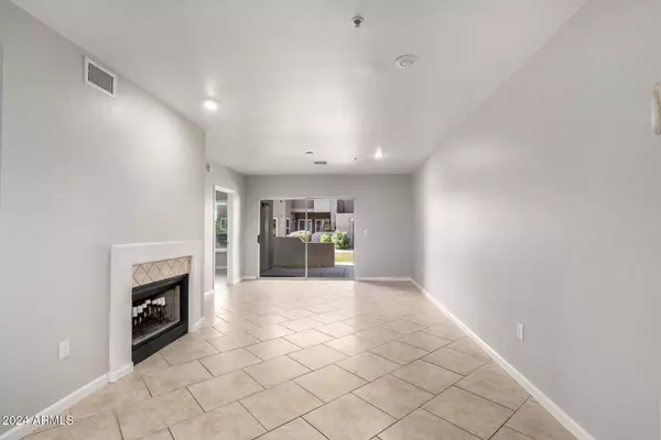 9451 E Becker Lane #1026, Scottsdale, AZ 85260