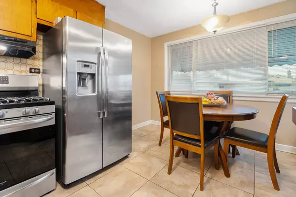 604 Rice Avenue, Bellwood, IL 60104