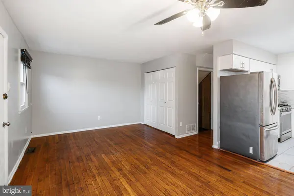 1717 PLUM ST, Philadelphia, PA 19124