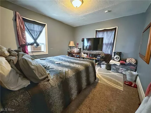 1223 Andrus ST, Akron, OH 44301