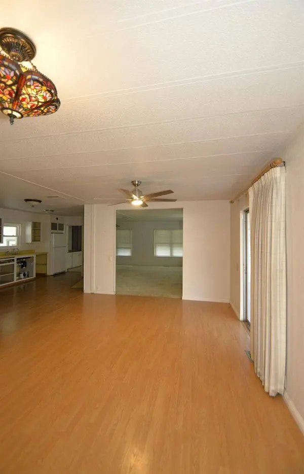 2706 W Ashlan AVE #194, Fresno, CA 93705