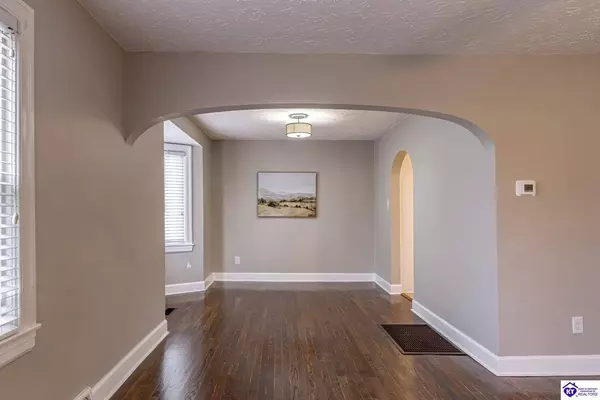 208 Peachtree Street, Elizabethtown, KY 42701