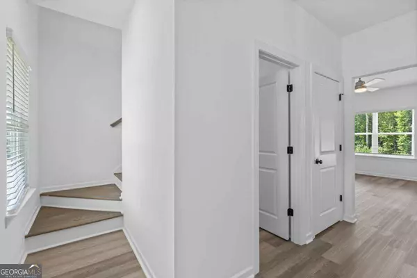 3328 Pepperpike CT, Loganville, GA 30052