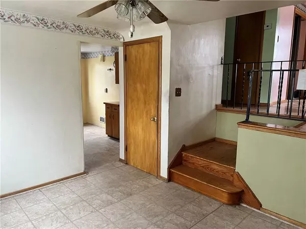 1211 Old Concord Rd, Monroeville, PA 15146