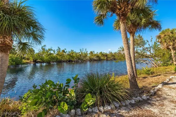 589 Rabbit RD, Sanibel, FL 33957