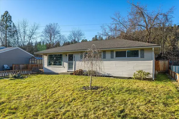 6919 N Adams St, Spokane, WA 99208